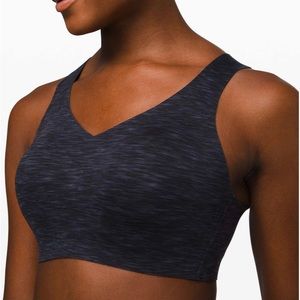 Lululemon Enlite Bra Weave, 34E. Color: Static Rain Dark Cast Black / Black.